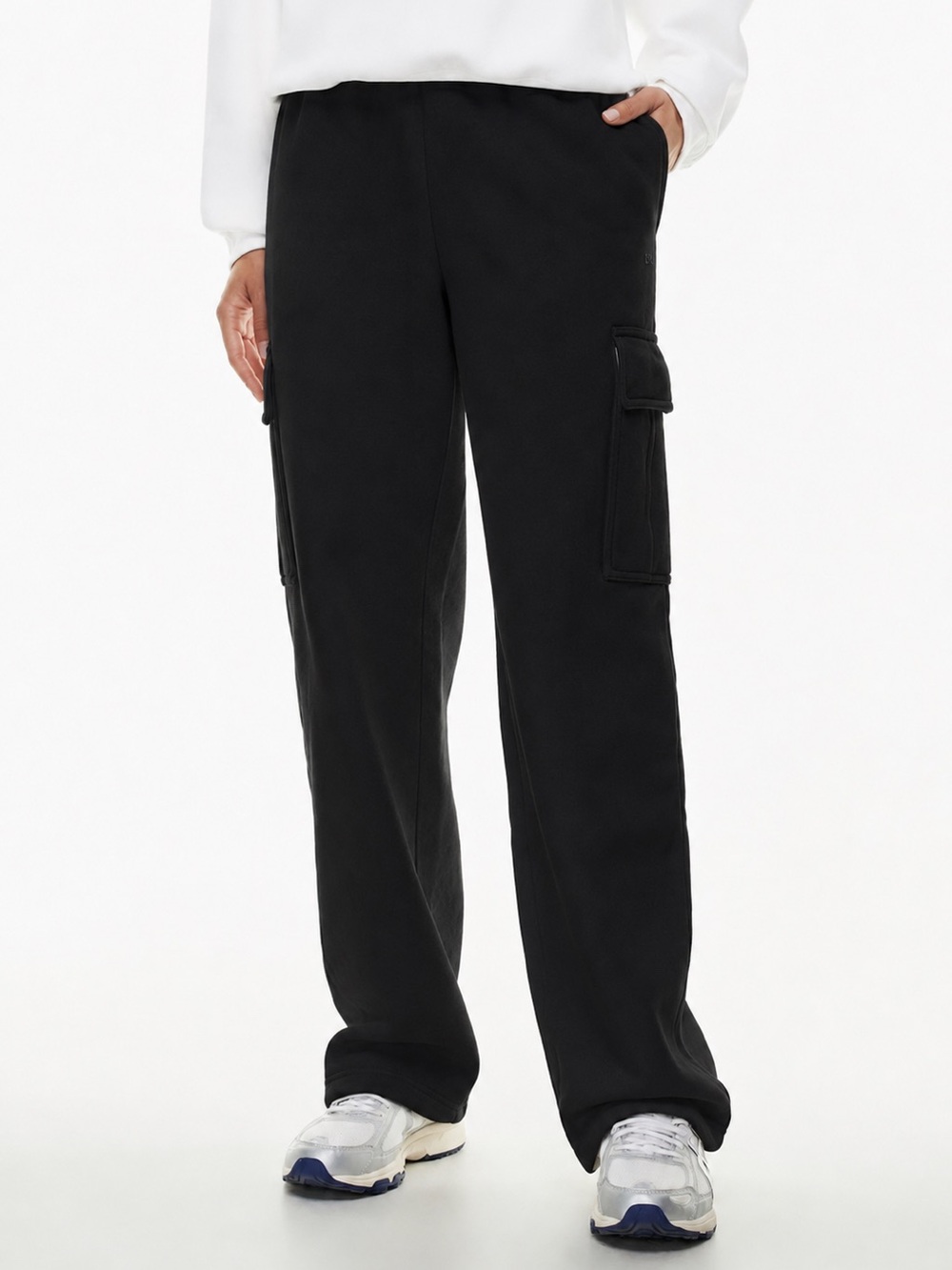 Aritzia Tna Cozy Sweatfleece Mega Cargo™ Sweatpant